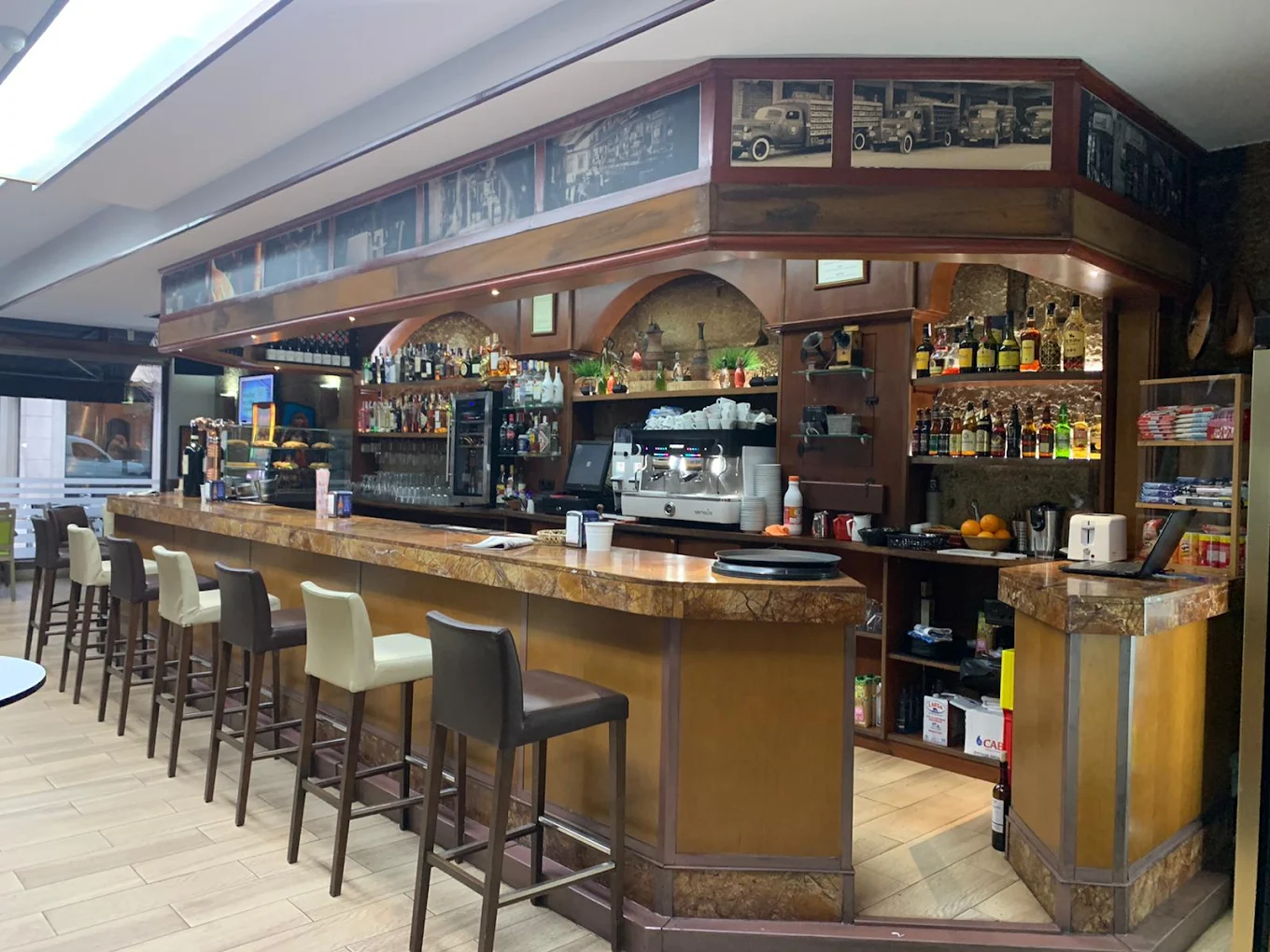 Interior del restaurante Fass Carballiño
